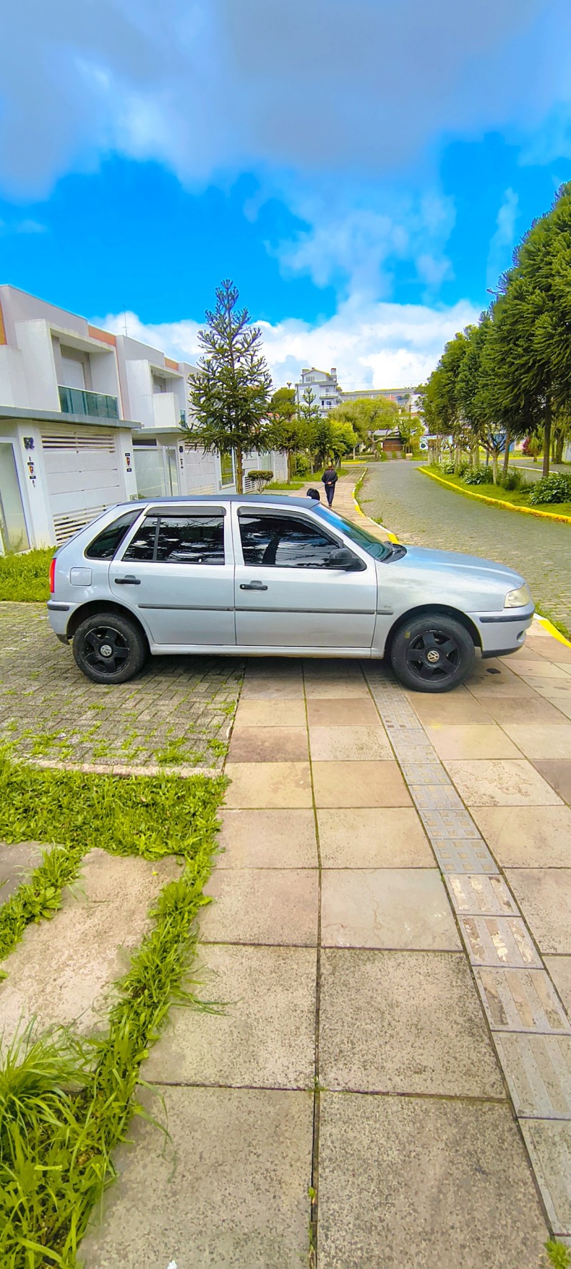 GOL 1.0 MI 16V GASOLINA 2P MANUAL G.III - 2001 - FARROUPILHA