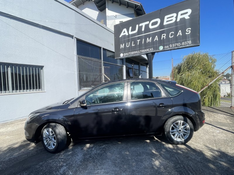 FOCUS 2.0 GHIA 16V GASOLINA 4P MANUAL - 2009 - CAXIAS DO SUL