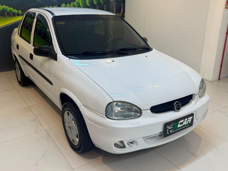 CORSA 1.0 MPFI CLASSIC SEDAN 8V GASOLINA 4P MANUAL - 2004 - BENTO GONçALVES