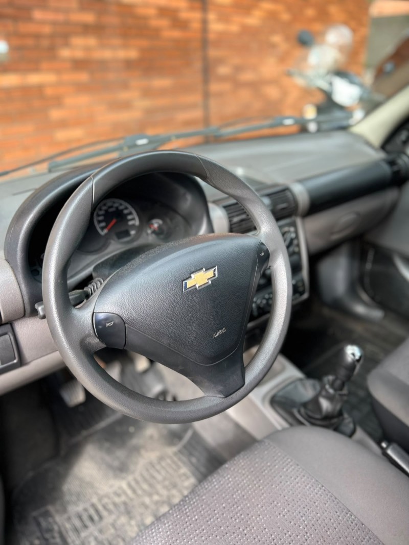 CLASSIC 1.0 MPFI LS 8V FLEX 4P MANUAL - 2013 - CANELA