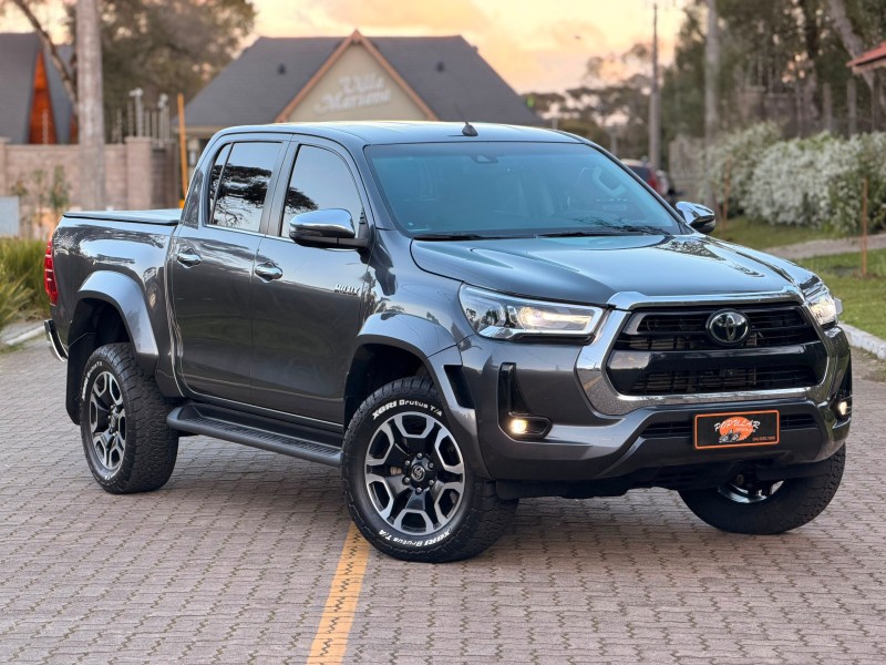HILUX 