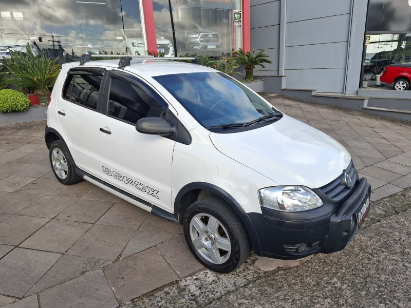 CROSSFOX 1.6 MI FLEX 8V 4P MANUAL - 2006 - FARROUPILHA