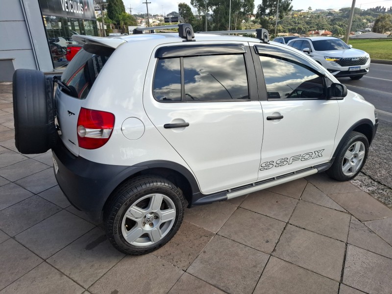 CROSSFOX 1.6 MI FLEX 8V 4P MANUAL - 2006 - FARROUPILHA