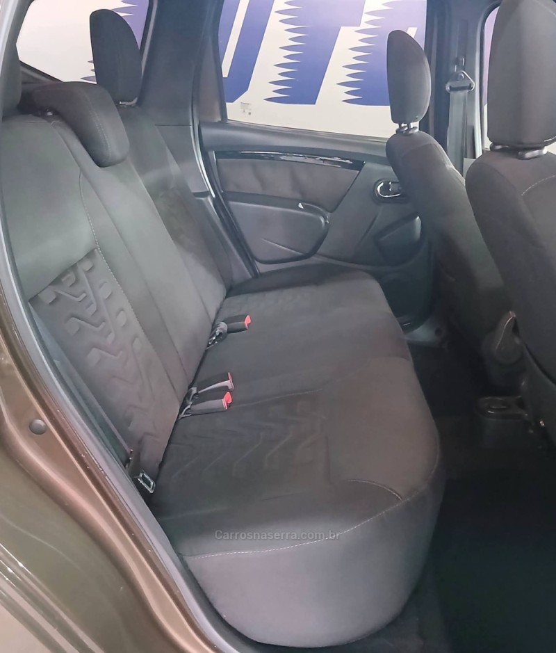 DUSTER 1.6 DYNAMIQUE 4X2 16V FLEX 4P MANUAL - 2016 - CAXIAS DO SUL