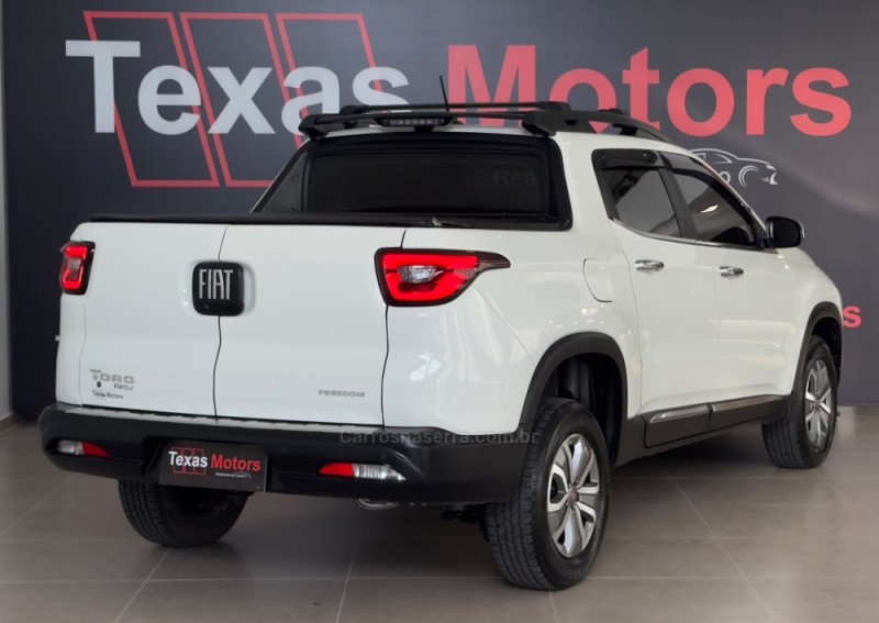 TORO 1.8 16V EVO FLEX FREEDOM AUTOMÁTICO - 2021 - NOVO HAMBURGO