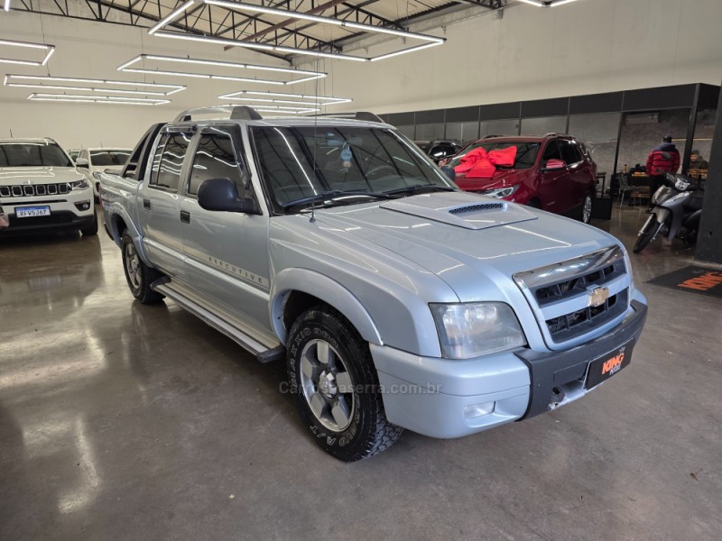 s10 2.8 blazer executive 4x4 cd 12v turbo intercooler diesel 4p manual 2010 caxias do sul