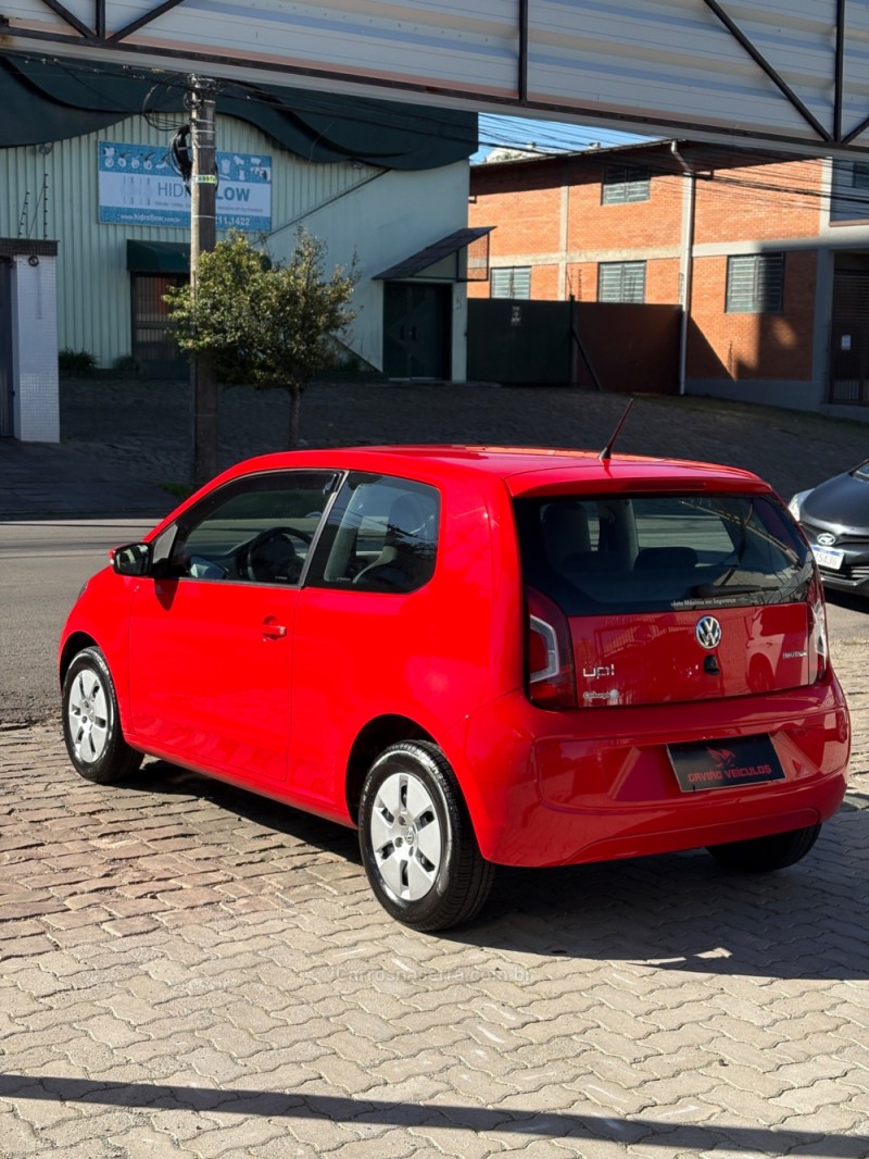UP 1.0 MPI MOVE UP 12V FLEX 2P AUTOMATIZADO - 2015 - CAXIAS DO SUL