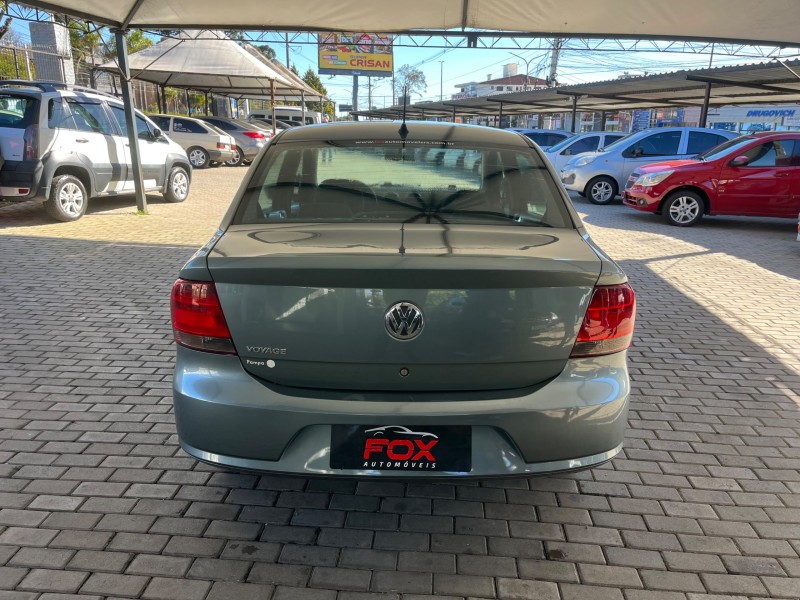 VOYAGE 1.0 MI 8V FLEX 4P MANUAL - 2010 - CAXIAS DO SUL