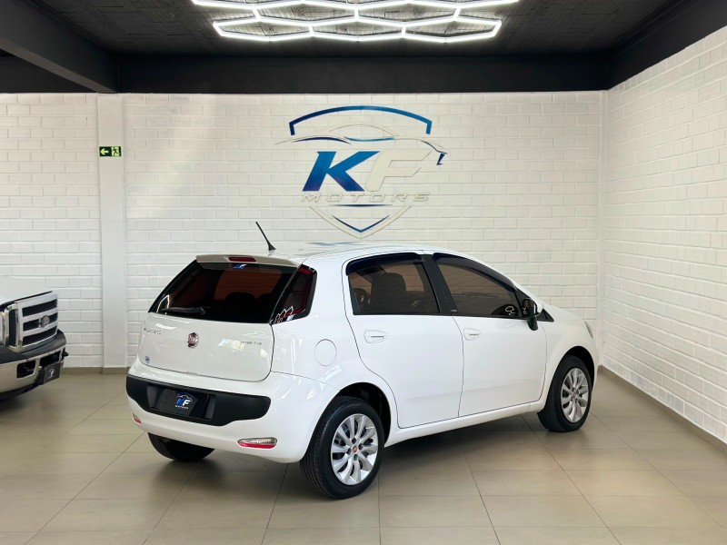 PUNTO 1.4 ATTRACTIVE 8V FLEX 4P MANUAL - 2014 - NOVO HAMBURGO