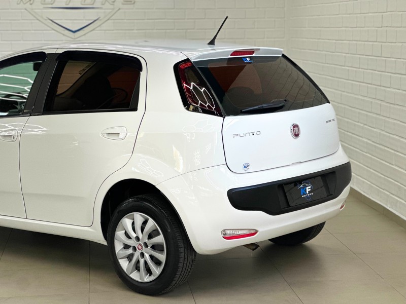PUNTO 1.4 ATTRACTIVE 8V FLEX 4P MANUAL - 2014 - NOVO HAMBURGO