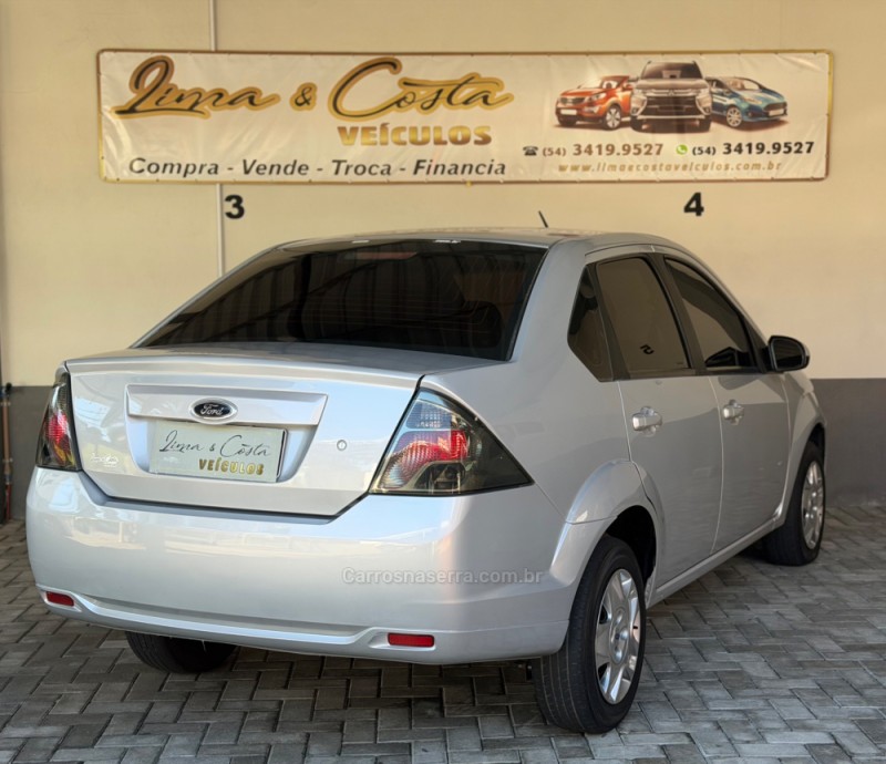 FIESTA 1.6 MPI SEDAN 8V FLEX 4P MANUAL - 2014 - CAXIAS DO SUL