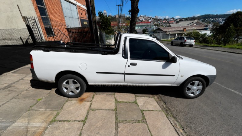 COURIER 1.6 MPI L 8V FLEX 2P MANUAL - 2012 - BENTO GONçALVES