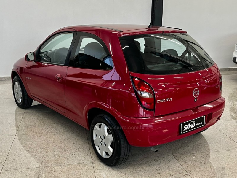 CELTA 1.0 MPFI VHC SUPER 8V FLEX 2P MANUAL - 2003 - VACARIA