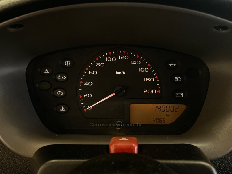 CELTA 1.0 MPFI VHC SUPER 8V FLEX 2P MANUAL - 2003 - VACARIA