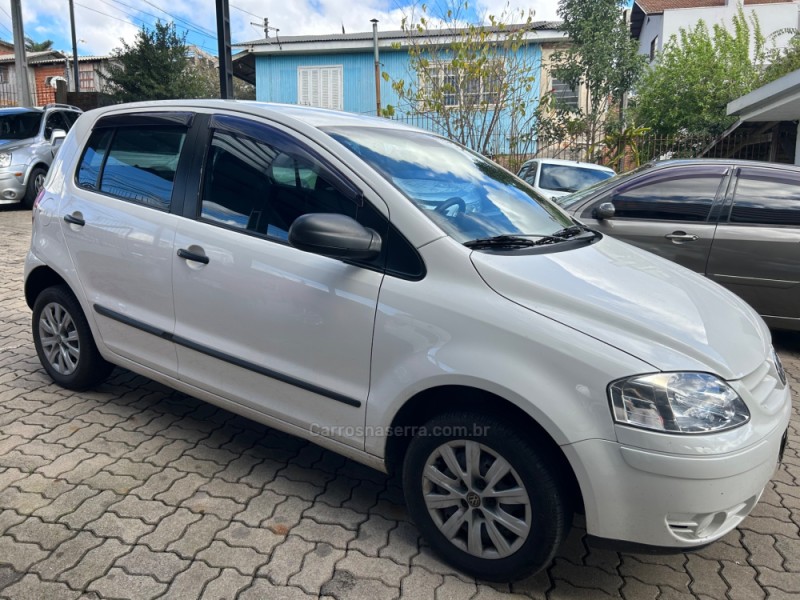 FOX 1.0 MI 8V FLEX 4P MANUAL - 2007 - CAXIAS DO SUL