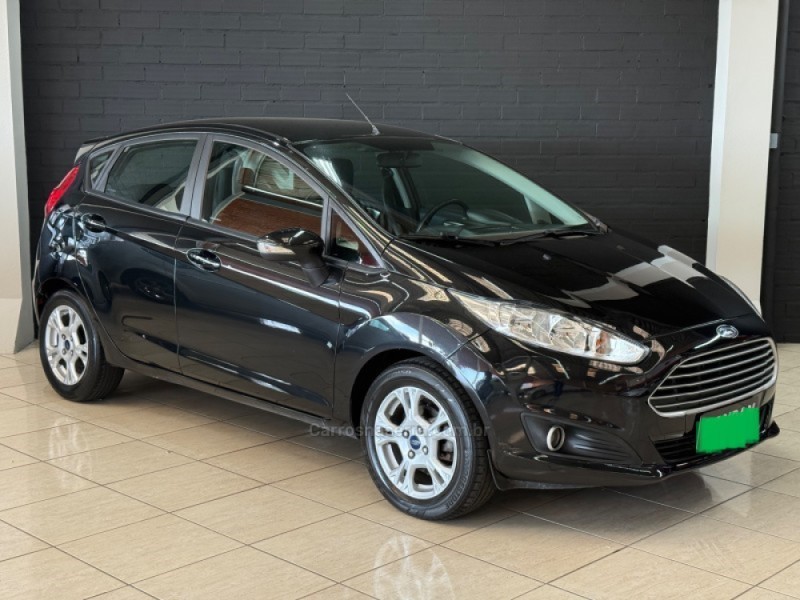 fiesta 1.6 se hatch 16v flex 4p automatico 2014 bento goncalves