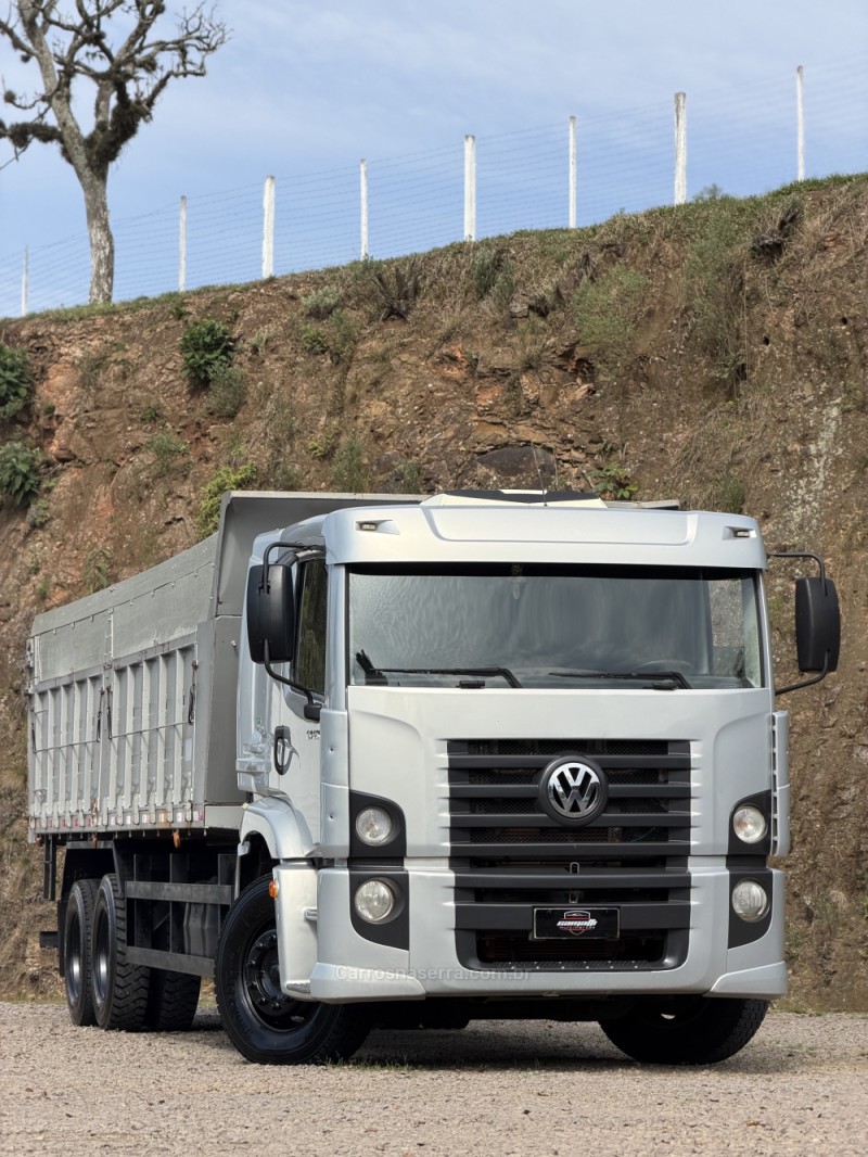 24-250 E CONSTELLATION 3 EIXOS - 2009 - ANTôNIO PRADO