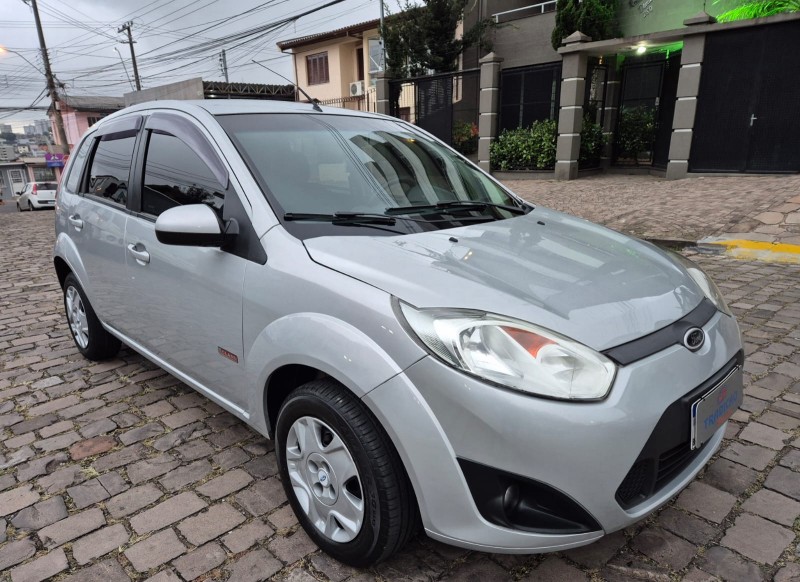 FIESTA 1.6 MPI CLASS HATCH 8V FLEX 4P MANUAL - 2013 - CAXIAS DO SUL