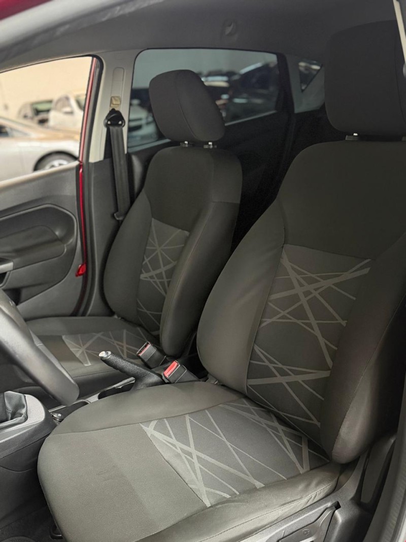 FIESTA 1.5 SE HATCH 16V FLEX 4P MANUAL - 2015 - CAXIAS DO SUL