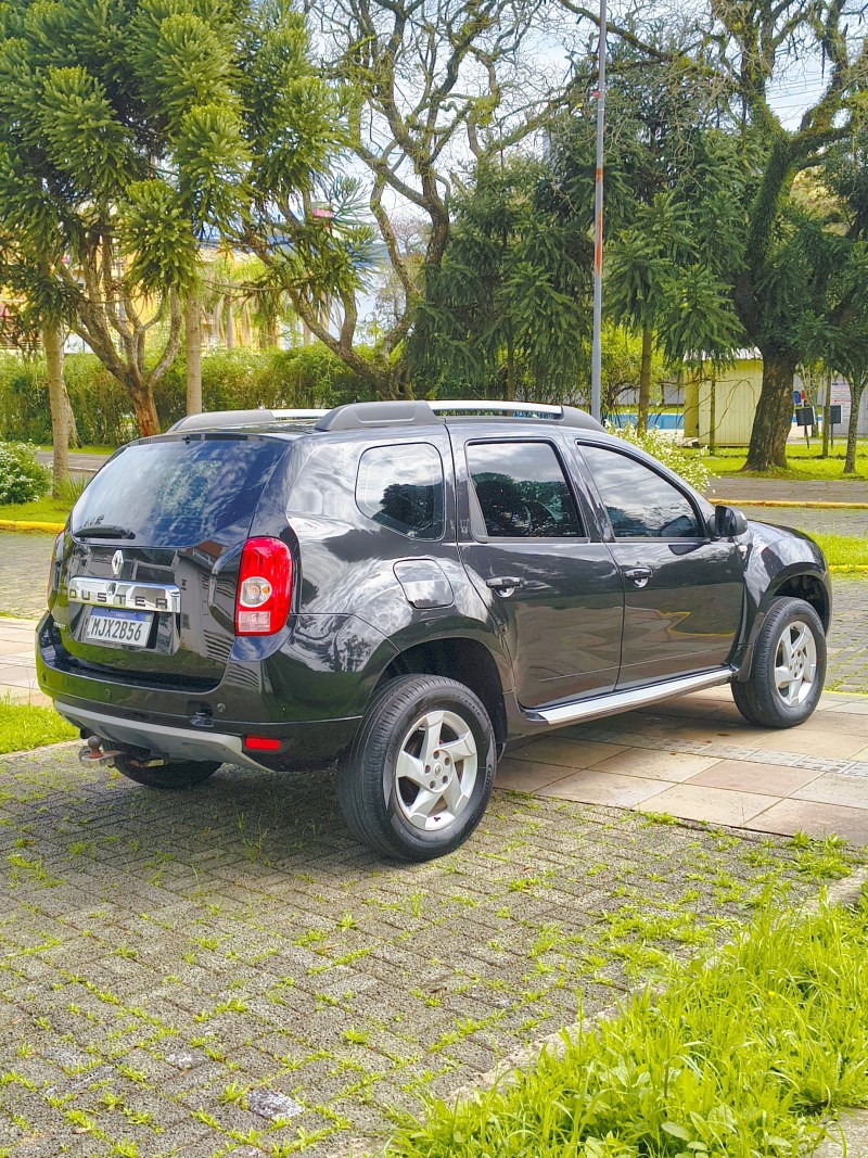 DUSTER 1.6 DYNAMIQUE 4X2 16V FLEX 4P MANUAL - 2013 - FARROUPILHA