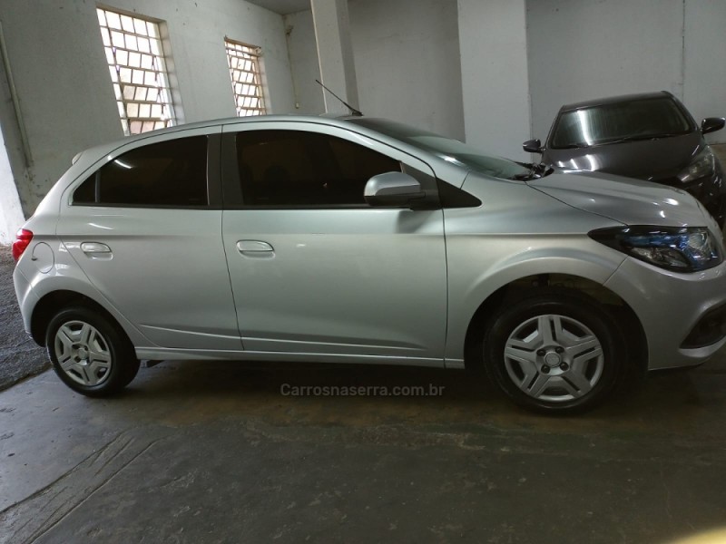 ONIX 1.4 MPFI LT 8V FLEX 4P MANUAL - 2016 - BENTO GONçALVES