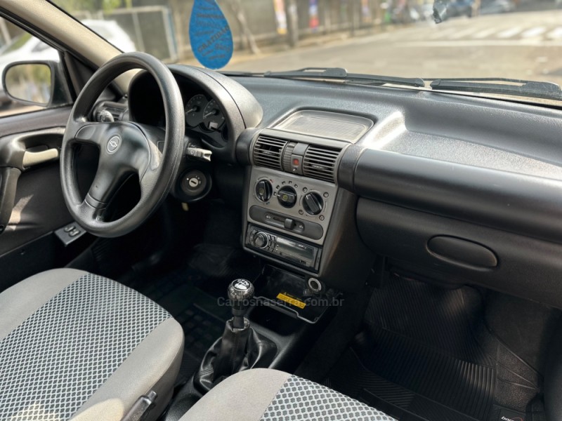 CORSA 1.0 MPFI CLASSIC SEDAN SPIRIT 8V FLEX 4P MANUAL - 2008 - PAROBé