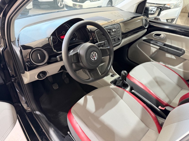 UP 1.0 MPI HIGH UP 12V FLEX 4P MANUAL - 2015 - CAXIAS DO SUL