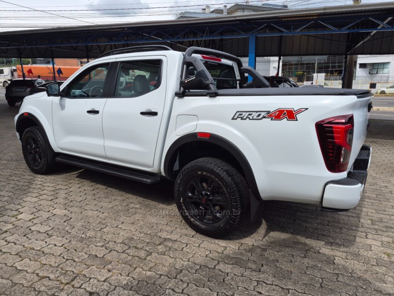 FRONTIER 2.3 PRO4X 4X4 CD BI-TURBO DIESEL 4P AUTOMÁTICO - 2023 - CAXIAS DO SUL