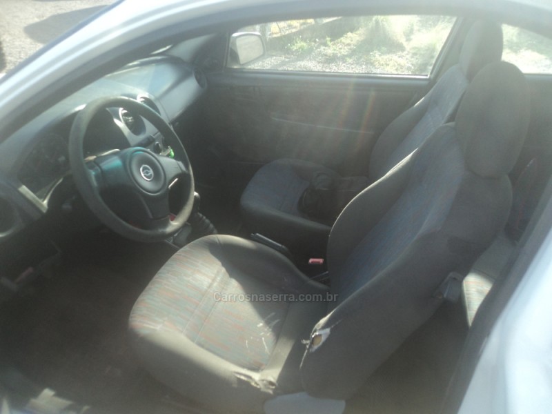 CELTA 1.0 MPFI SPIRIT 8V FLEX 2P MANUAL - 2011 - FARROUPILHA