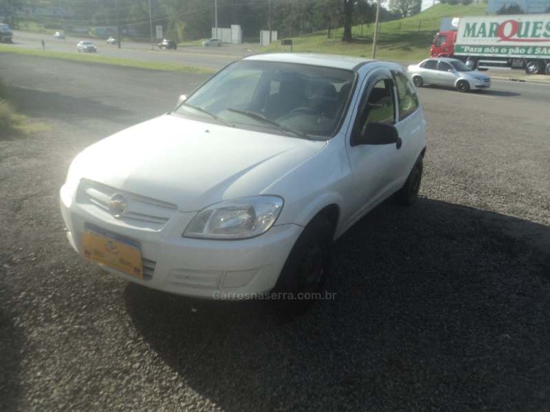 CELTA 1.0 MPFI SPIRIT 8V FLEX 2P MANUAL - 2011 - FARROUPILHA