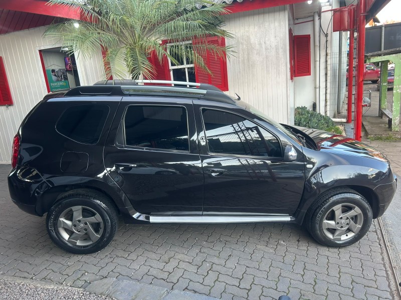 DUSTER 2.0 DYNAMIQUE 4X2 16V FLEX 4P AUTOMÁTICO - 2012 - TRêS COROAS