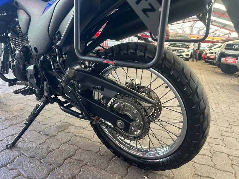 XTZ 250 LANDER - 2024 - TRêS COROAS