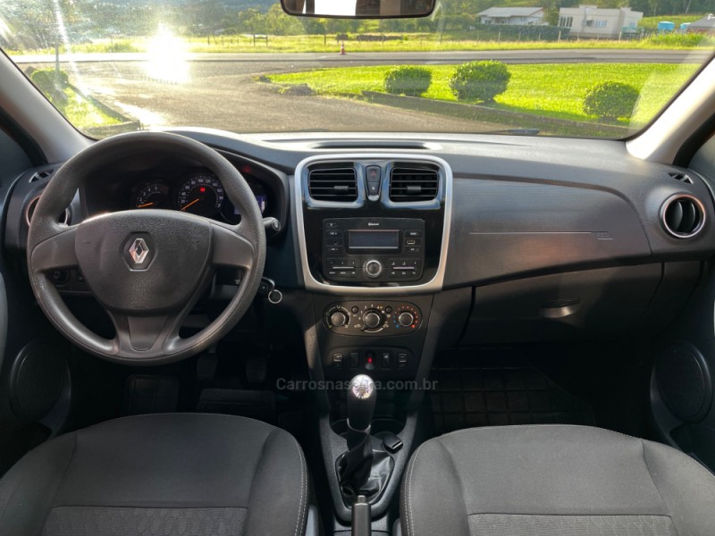 SANDERO 1.6 STEPWAY 16V FLEX 4P MANUAL - 2018 - BOM PRINCíPIO