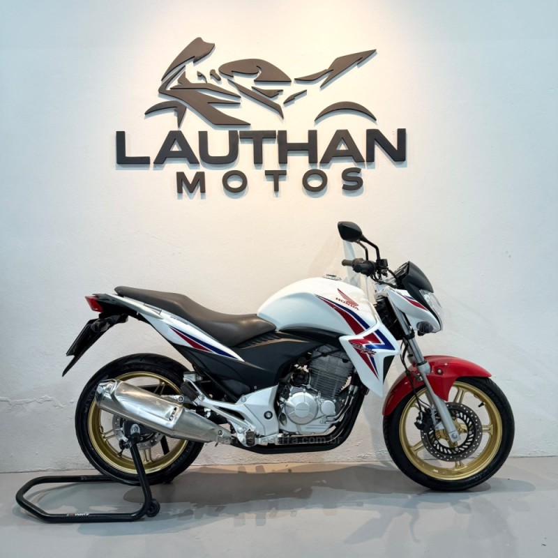 CB 300R 