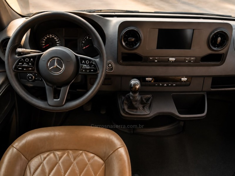 SPRINTER 2.2 416 FURGÃO EXTRA LONGO TETO ALTO TURBO DIESEL 2P MANUAL - 2021 - NOVO HAMBURGO