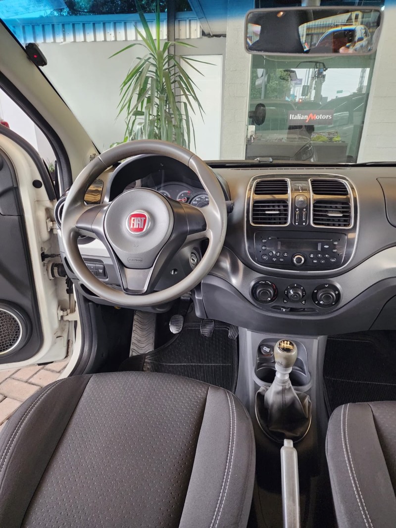 GRAND SIENA 1.4 MPI 8V TETRAFUEL 4P MANUAL - 2014 - CAXIAS DO SUL