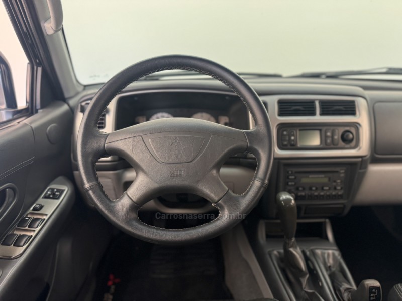 PAJERO 2.5 HD 4X4 8V TURBO INTERCOOLER DIESEL 4P MANUAL - 2009 - CARLOS BARBOSA