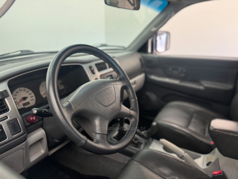 PAJERO 2.5 HD 4X4 8V TURBO INTERCOOLER DIESEL 4P MANUAL - 2009 - CARLOS BARBOSA