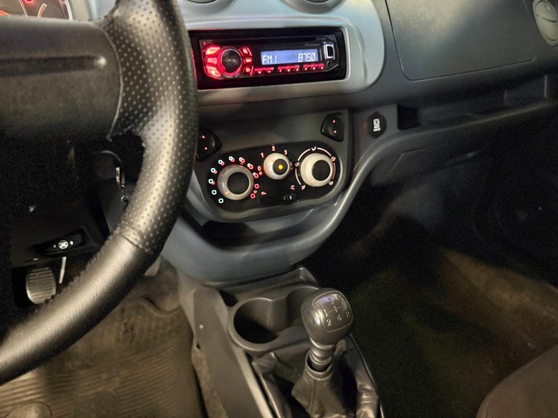 UNO 1.0 EVO VIVACE 8V FLEX 4P MANUAL - 2012 - CAXIAS DO SUL