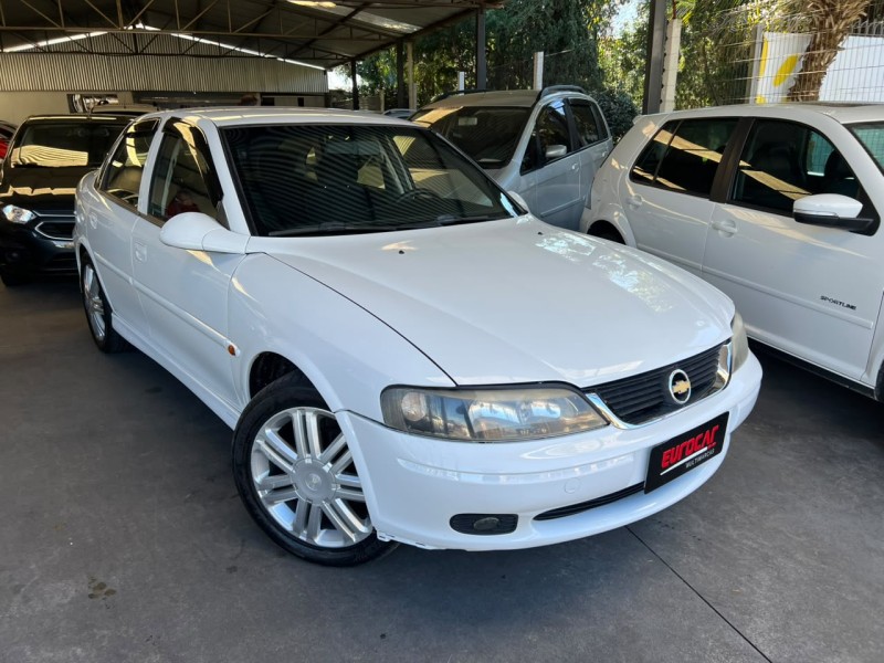 VECTRA 2.0 MPFI GLS 8V GASOLINA 4P MANUAL - 2000 - CAXIAS DO SUL