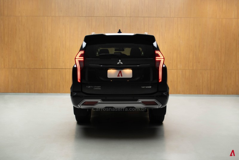 PAJERO SPORT 2.4 LEGEND 4X4 TURBO DIESEL 4P AUTOMÁTICO - 2025 - GARIBALDI