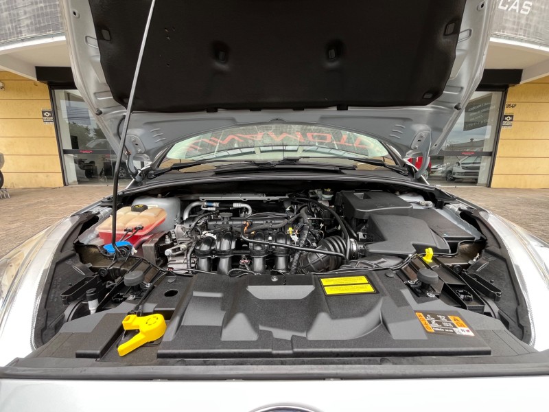 FOCUS 1.6 SE PLUS 16V FLEX 4P MANUAL - 2016 - CAXIAS DO SUL