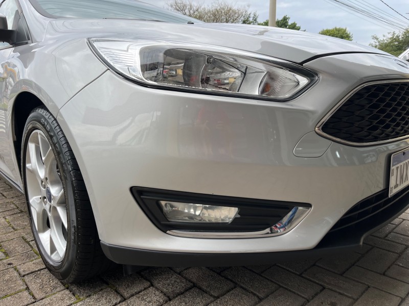 FOCUS 1.6 SE PLUS 16V FLEX 4P MANUAL - 2016 - CAXIAS DO SUL