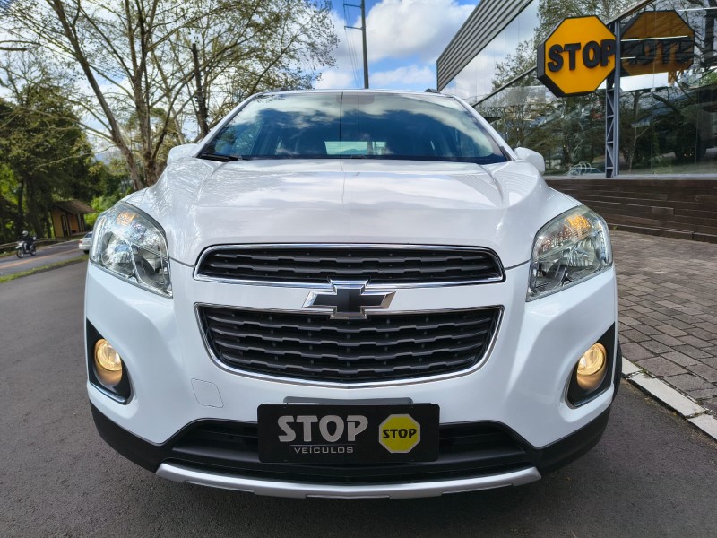 TRACKER 1.8 MPFI LTZ 4X2 16V FLEX 4P AUTOMÁTICO - 2015 - DOIS IRMãOS