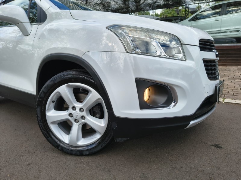 TRACKER 1.8 MPFI LTZ 4X2 16V FLEX 4P AUTOMÁTICO - 2015 - DOIS IRMãOS