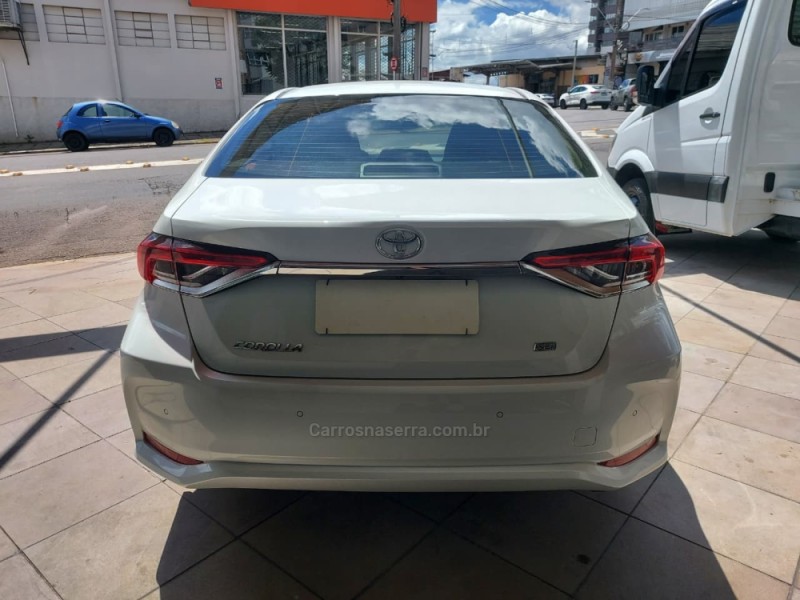 COROLLA 2.0 XEI 16V FLEX 4P AUTOMÁTICO - 2024 - BENTO GONçALVES