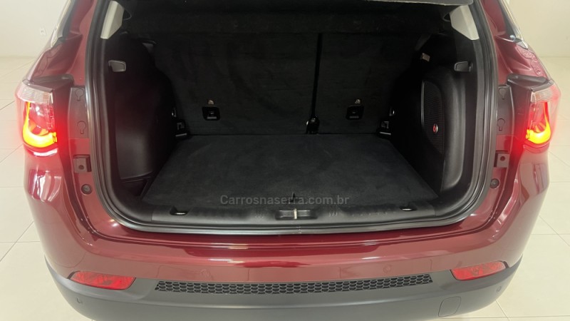 COMPASS 2.0 16V FLEX LONGITUDE AUTOMÁTICO - 2017 - BENTO GONçALVES