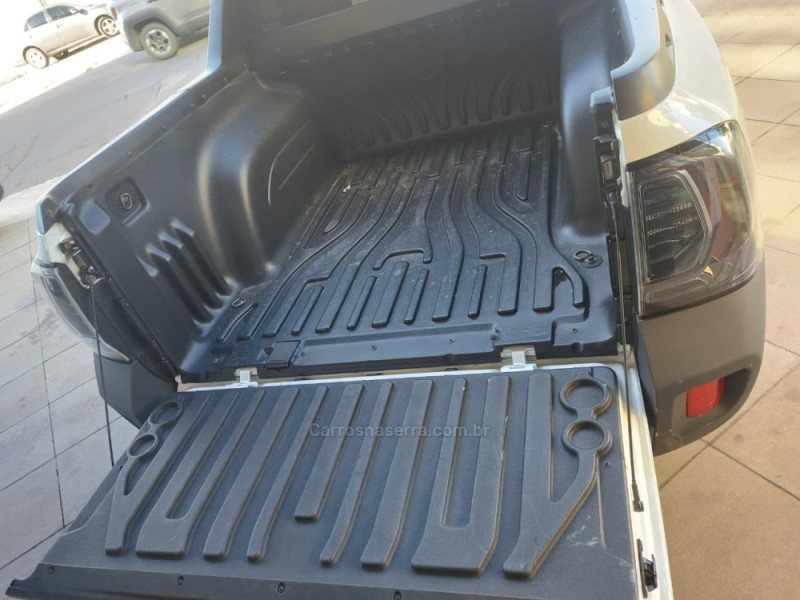 OROCH 1.6 16V EXPRESS FLEX 4P MANUAL - 2023 - BENTO GONçALVES