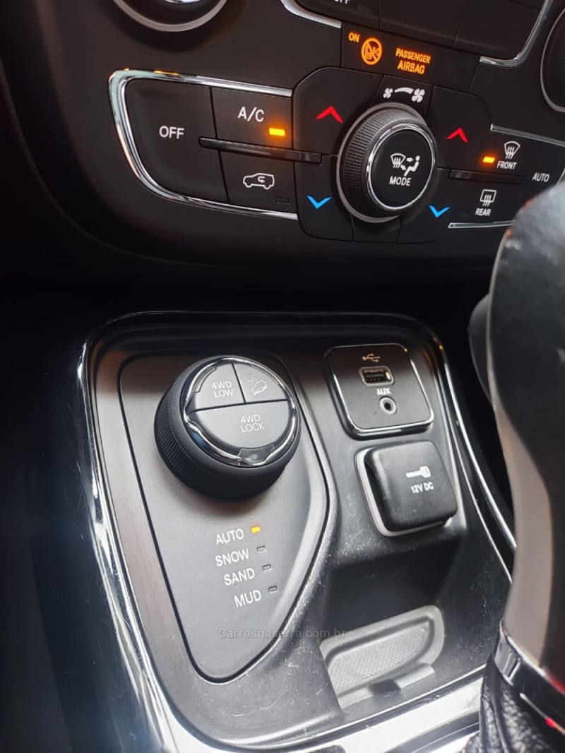 COMPASS 2.0 16V DIESEL EAGLE NIGHT 4X4 AUTOMÁTICO - 2018 - BENTO GONçALVES