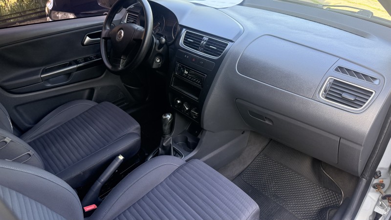 CROSSFOX 1.6 MI FLEX 8V 4P MANUAL - 2011 - NOVA PETRóPOLIS
